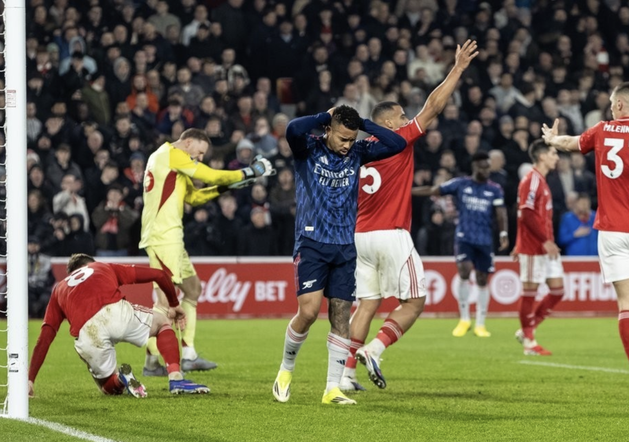 世界杯在线观看-1.2亿巨星爆粗！阿森纳9天2连平+7分领跑 官媒被冲：等曼城追上？